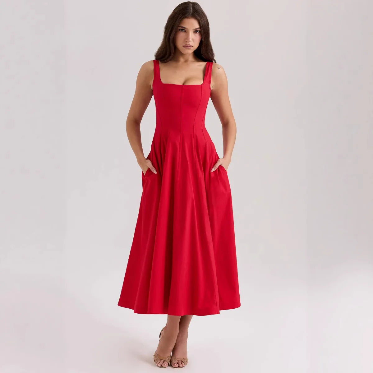 Vestido Midi Floral Feminino com Alças Largas e Cintura Marcada