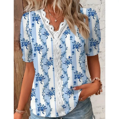 Blusa Feminina Floral com Manga Curta e Detalhe em Renda-azul listras
