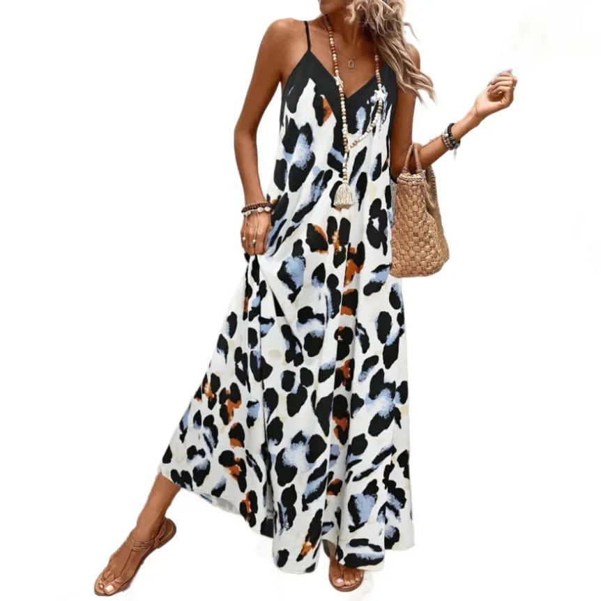 Vestido Feminino Animal Print com Decote V e Tecido Leve