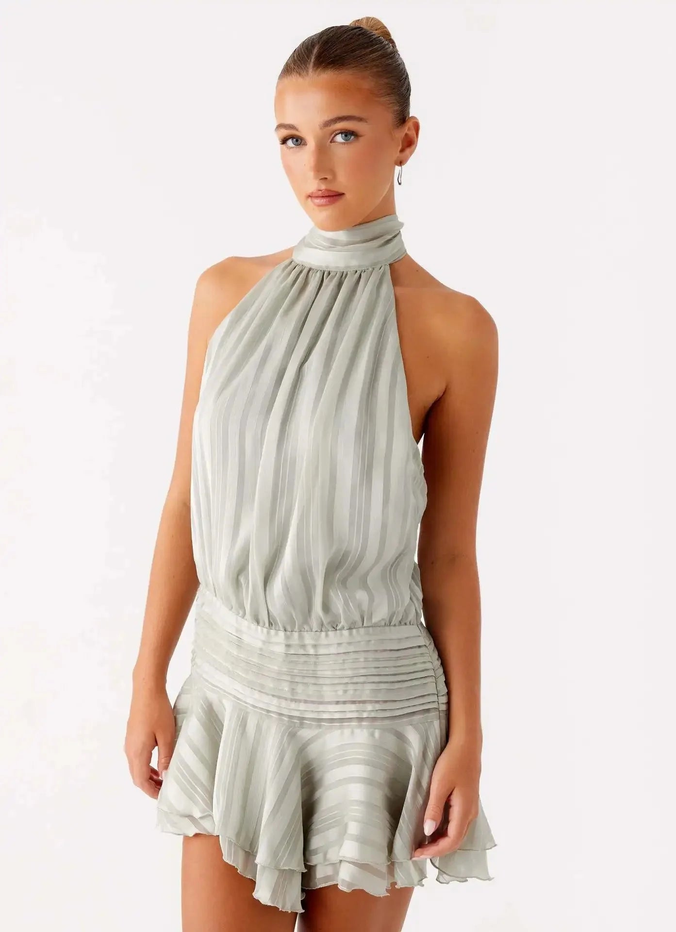 Vestido Curto Sem Alças Feminino – Novo Modelo de Verão com Laço